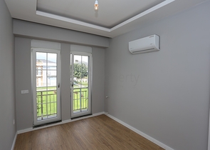 شقق 2 + 1 في مجمع جديد في كاميوفا كيمير 800 متر من البحر