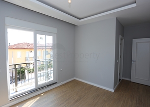 شقق 2 + 1 في مجمع جديد في كاميوفا كيمير 800 متر من البحر