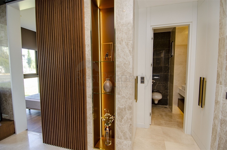 مجمع سكني فاخر في أنطاليا