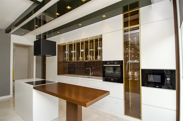 مجمع سكني فاخر في أنطاليا