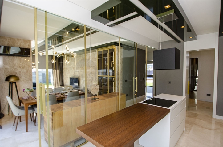 مجمع سكني فاخر في أنطاليا