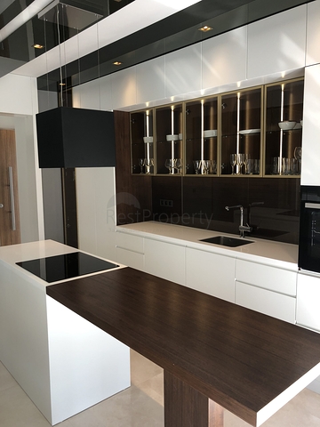 مجمع سكني فاخر في أنطاليا