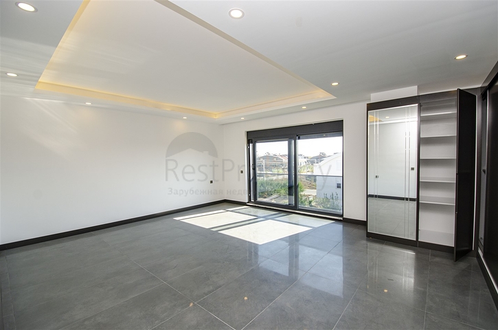 فيلا  فاخرة في لارا