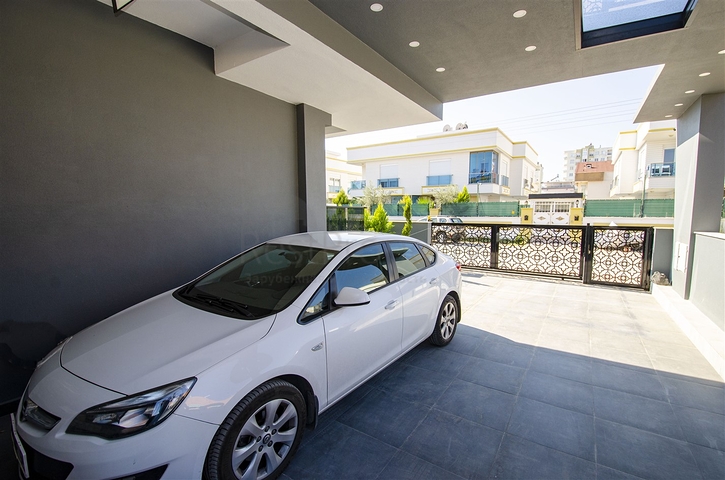 فيلا  فاخرة في لارا