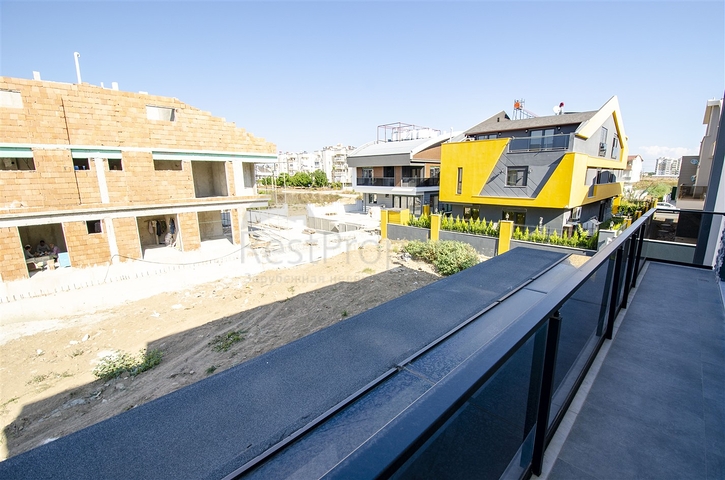 فيلا  فاخرة في لارا