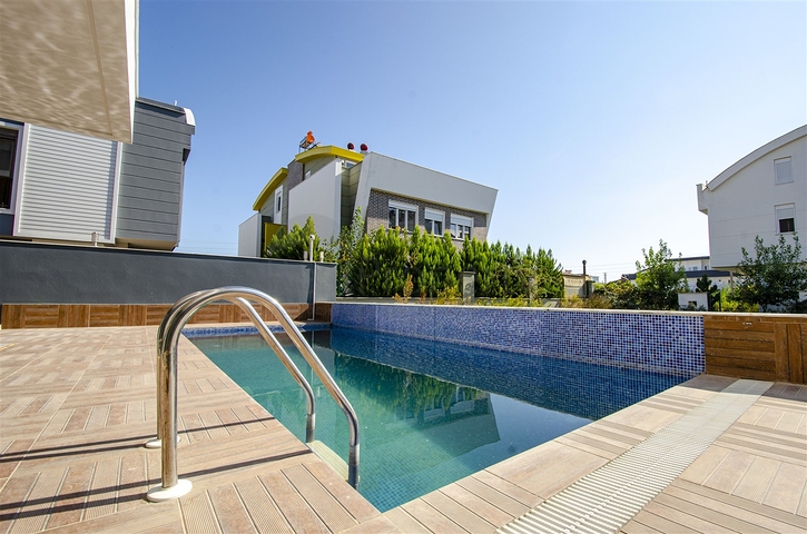 فيلا  فاخرة في لارا