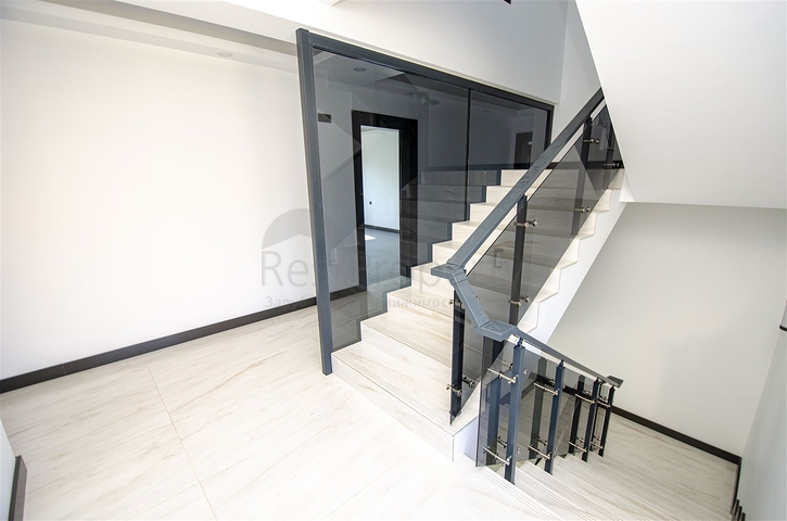 فيلا  فاخرة في لارا