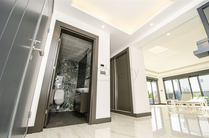 فيلا  فاخرة في لارا