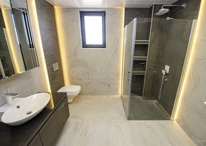 فيلا  فاخرة في لارا