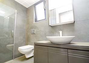 فيلا  فاخرة في لارا