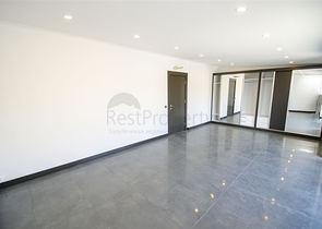 فيلا  فاخرة في لارا