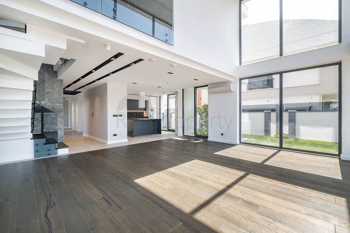 مجمع سكني حصري للفلل في منطقة غوزيل اوبا (لارا)