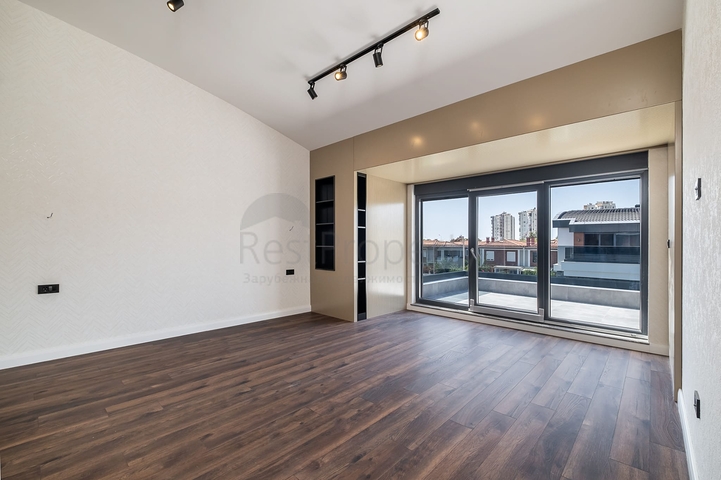 مجمع سكني حصري للفلل في منطقة غوزيل اوبا (لارا)