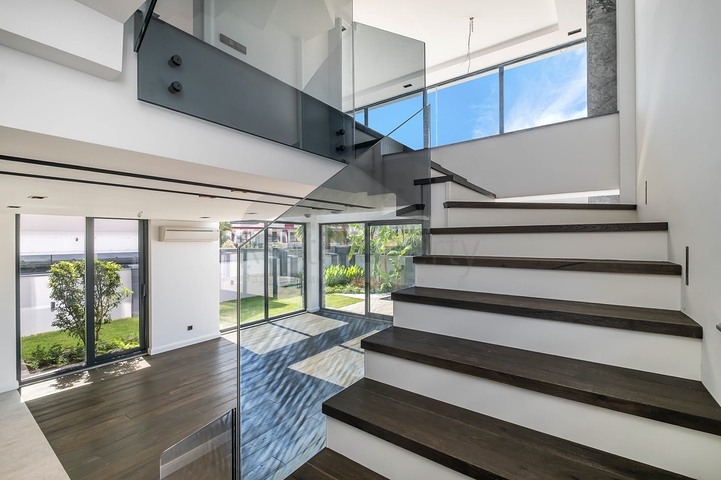 مجمع سكني حصري للفلل في منطقة غوزيل اوبا (لارا)