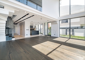 مجمع سكني حصري للفلل في منطقة غوزيل اوبا (لارا)