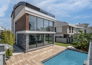 مجمع سكني حصري للفلل في منطقة غوزيل اوبا (لارا)