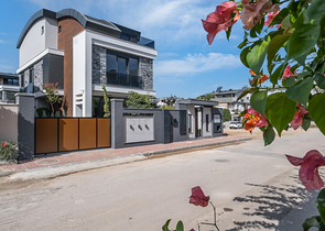 مجمع سكني حصري للفلل في منطقة غوزيل اوبا (لارا)