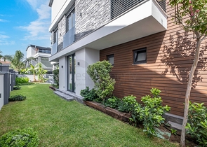 مجمع سكني حصري للفلل في منطقة غوزيل اوبا (لارا)