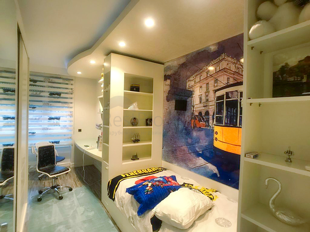 شقة فسيحة 4 + 1 مع أثاث في أنجالي كونيالتي أنطاليا