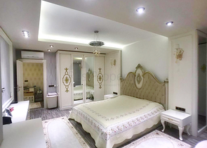 شقة فسيحة 4 + 1 مع أثاث في أنجالي كونيالتي أنطاليا