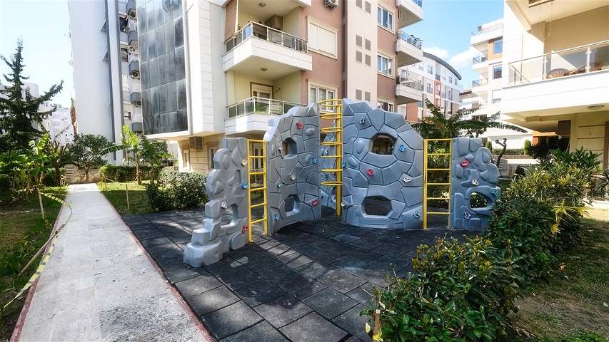 شقة 2 + 1 مفروشة في ليمان كونيالتي