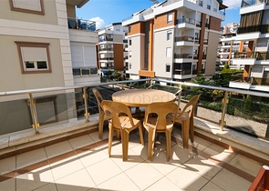 شقة 2 + 1 مفروشة في ليمان كونيالتي