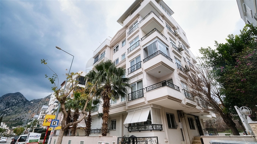 شقة فسيحة من غرفتي نوم في كونيالتي أنطاليا