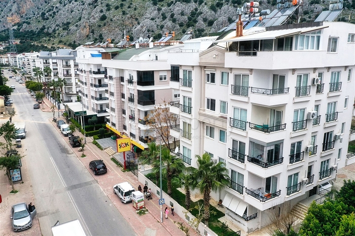 شقة فسيحة من غرفتي نوم في كونيالتي أنطاليا