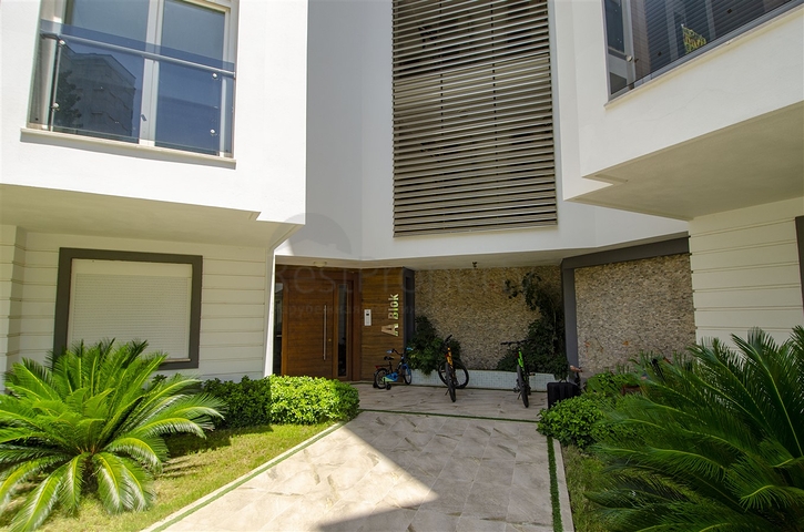 شقة 2 + 1 مع أثاث في مجمع راقي في ليمان