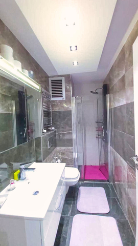 شقة 2 + 1 مع أثاث في مجمع راقي في ليمان