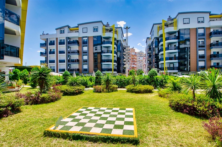 شقة 2 + 1 مع أثاث في مجمع راقي في ليمان