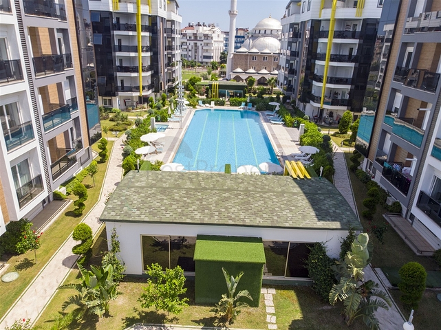 شقة 2 + 1 مع أثاث في مجمع راقي في ليمان