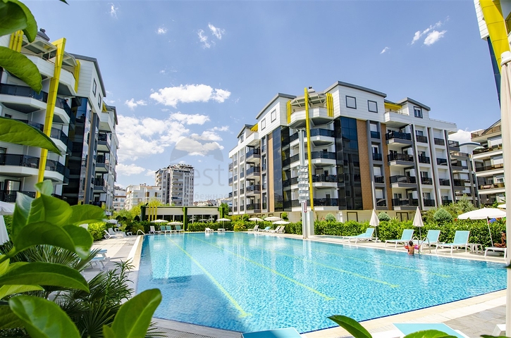 شقة 2 + 1 مع أثاث في مجمع راقي في ليمان