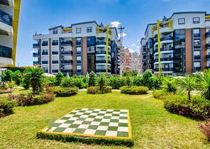 شقة 2 + 1 مع أثاث في مجمع راقي في ليمان