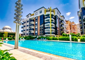 شقة 2 + 1 مع أثاث في مجمع راقي في ليمان