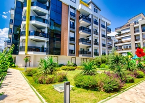 شقة 2 + 1 مع أثاث في مجمع راقي في ليمان