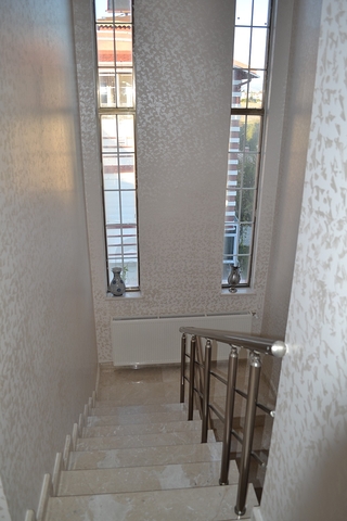 فيلا 4 + 1 مع أثاث في وسط بيليك