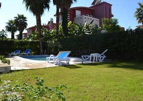 فيلا 4 + 1 مع أثاث في وسط بيليك