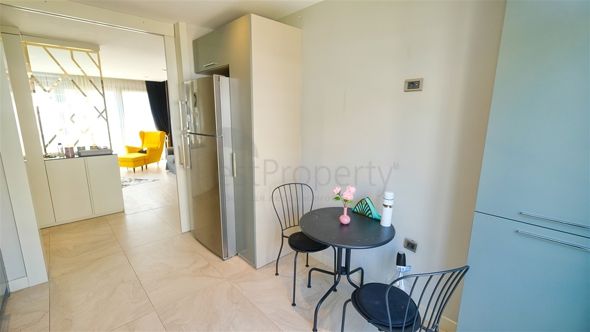 شقة مفروشة 2 + 1 في اونجالي كونيالتي انطاليا