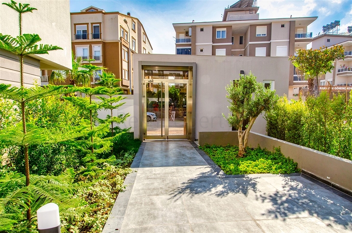 شقة مفروشة 2 + 1 في اونجالي كونيالتي انطاليا