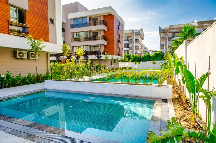 شقة مفروشة 2 + 1 في اونجالي كونيالتي انطاليا