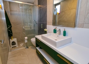 شقة مفروشة 2 + 1 في اونجالي كونيالتي انطاليا