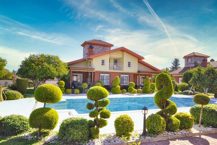 فيلا مريحة 3 + 1 في أصلانبوجاك كيمير