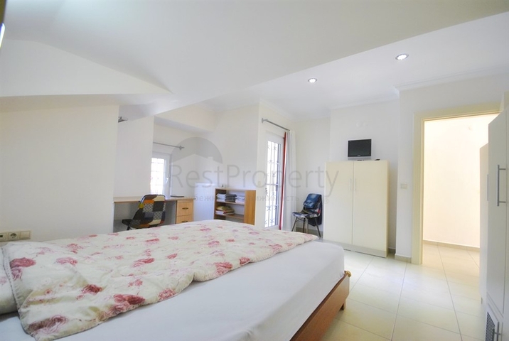 فيلا مريحة 3 + 1 في أصلانبوجاك كيمير