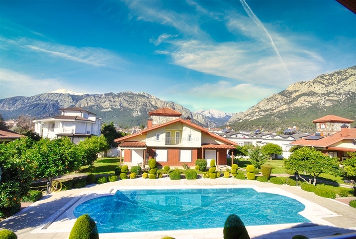 فيلا مريحة 3 + 1 في أصلانبوجاك كيمير