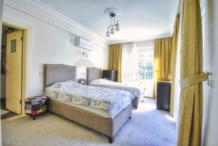 فيلا مريحة 3 + 1 في أصلانبوجاك كيمير