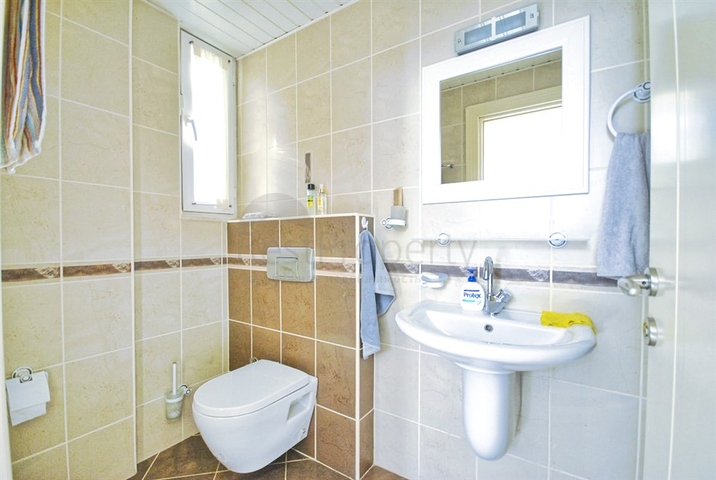 فيلا مريحة 3 + 1 في أصلانبوجاك كيمير