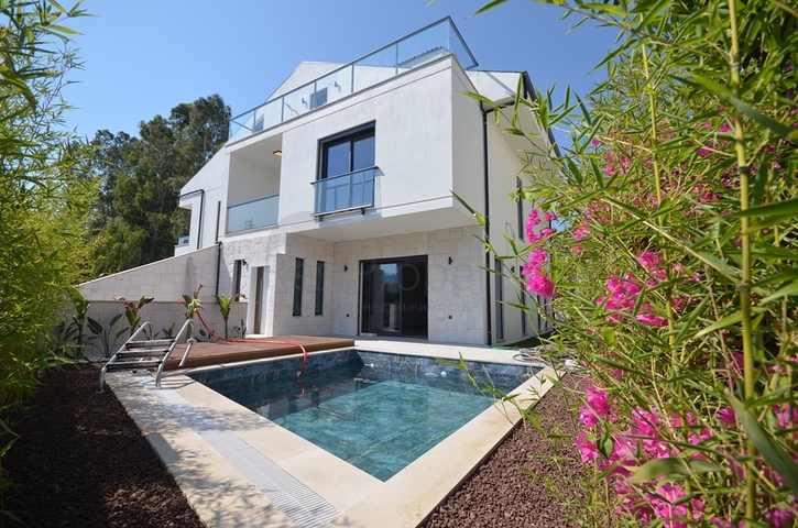 فيلا من 3 غرف نوم على مسافة قريبة من البحر في كاليس فتحية