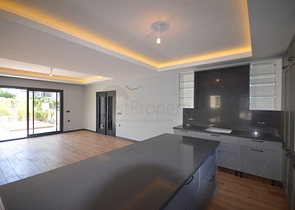 فيلا من 3 غرف نوم على مسافة قريبة من البحر في كاليس فتحية