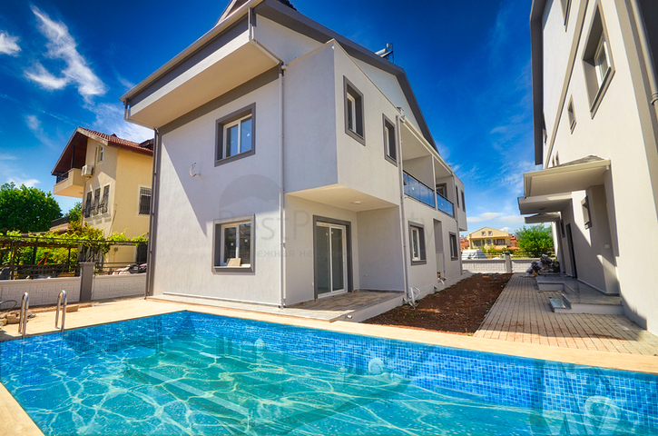 شقة 1 + 1 في منطقة فتحية